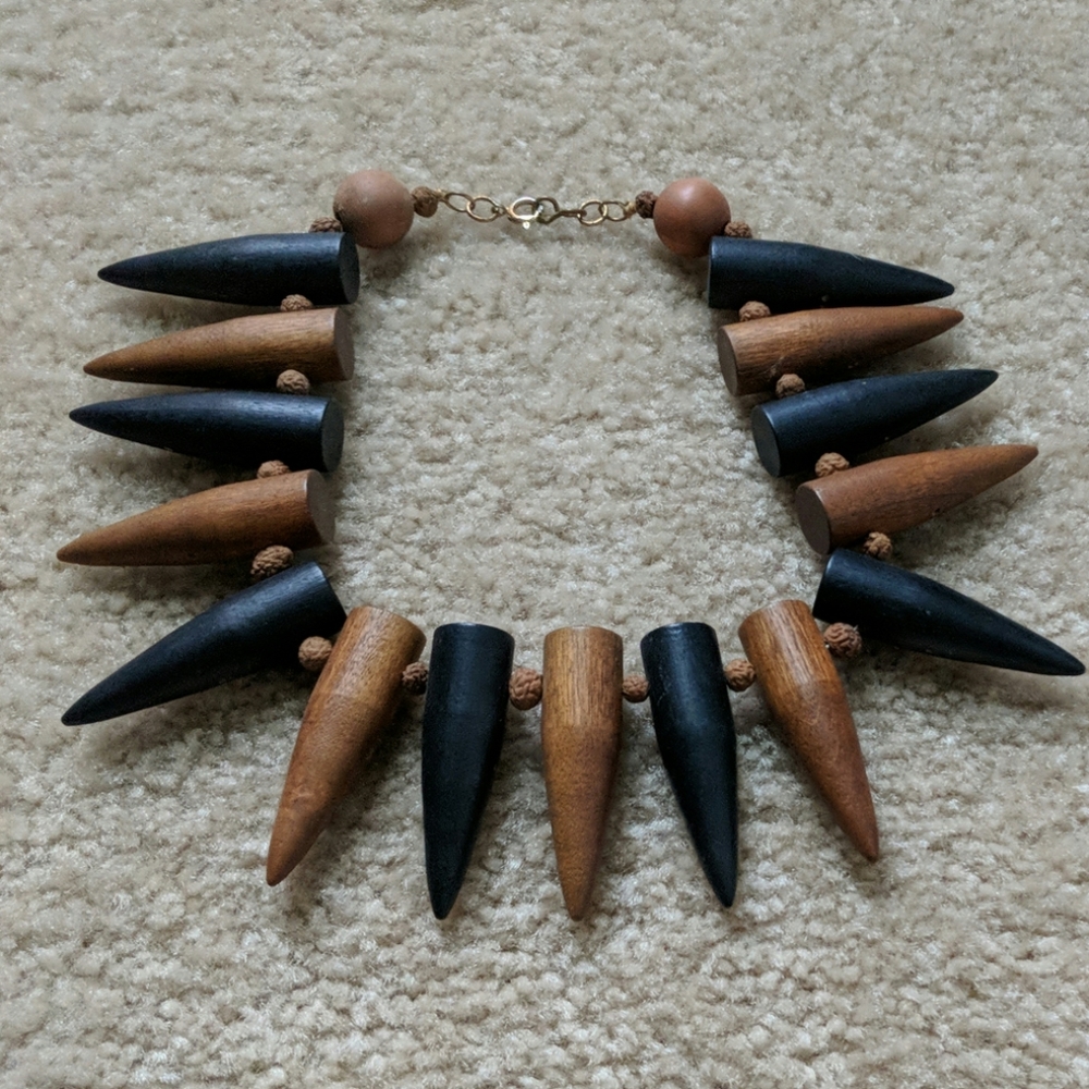 VINTAGE unique wood peg and bead necklace